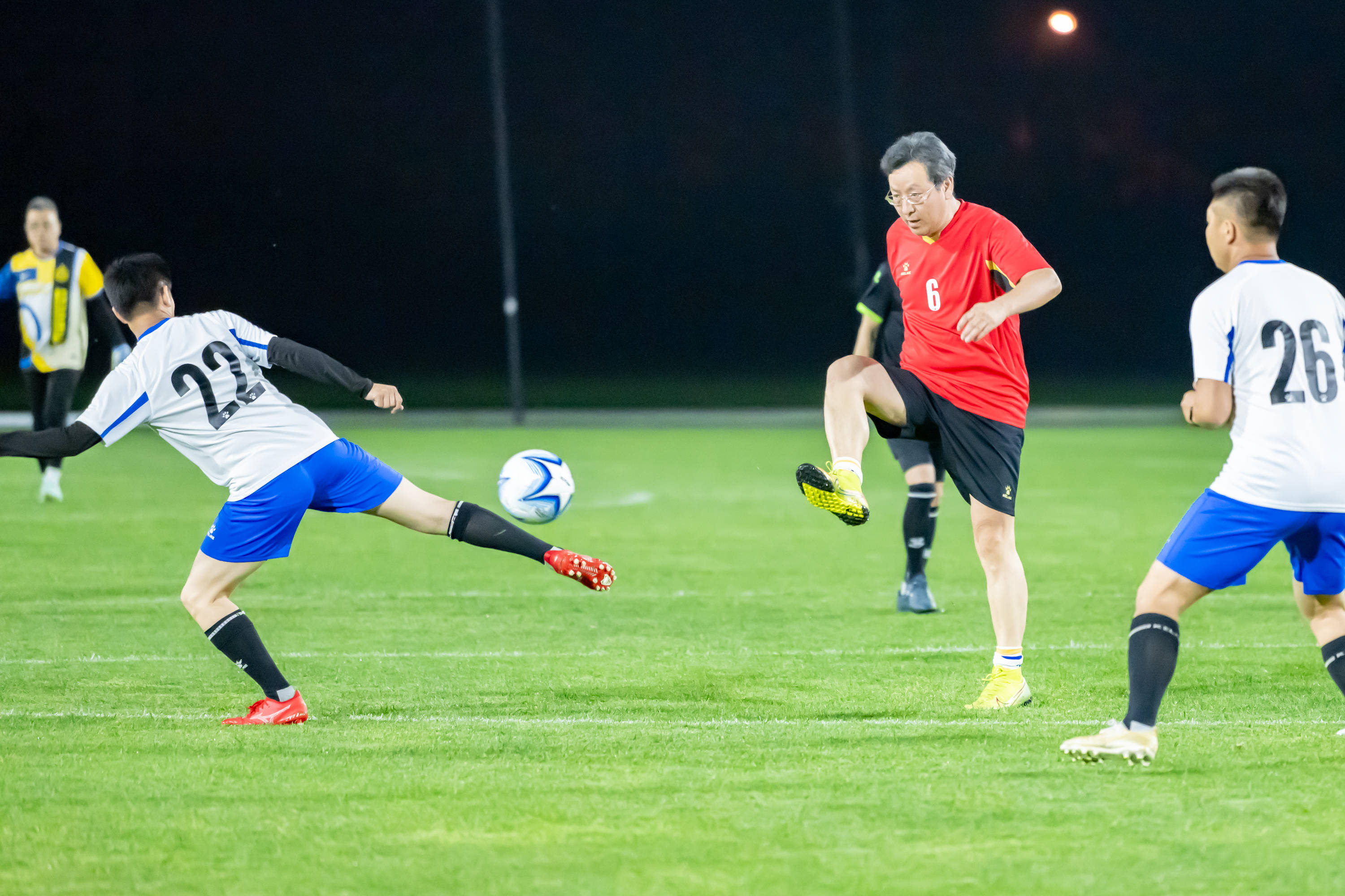 第一传果断 第一传果断