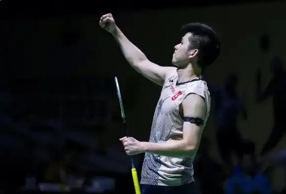 牌或边缘对 牌或边缘对